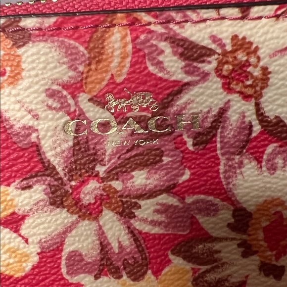 Coach Double Zip Wallet With Vintage Daisy Script Print - Picture 12 of 12